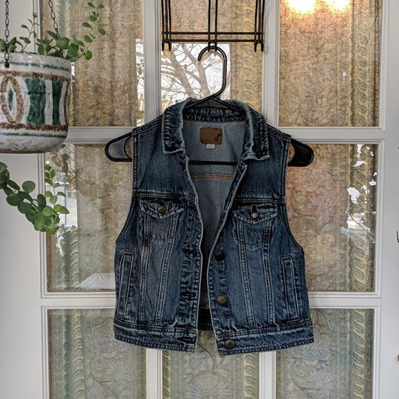 American Eagle Outfitters Jackets & Blazers - AEO Denim Vest
